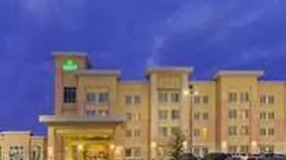 La Quinta Inn & Suites Burleson | Teksas - Fort Worth (ve civarı) - Burleson