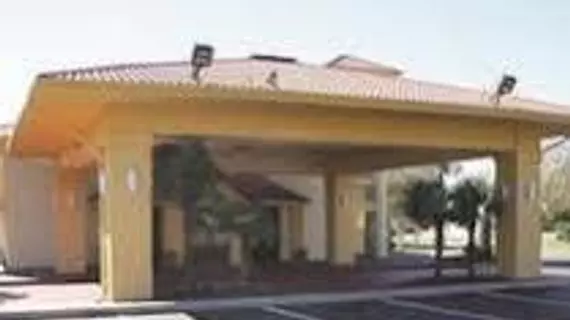 La Quinta Inn Savannah I-95 | Georgia - Savannah (ve civarı) - Savana