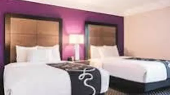 La Quinta Inn & Suites Shreveport Airport | Louisiana - Bossier Parish - Shreveport (ve civarı) - Shreveport