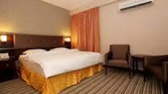 1 City Hotel | Sabah - Kota Kinabalu (ve civarı) - Kota Kinabalu - Pusat Bandar - Kota Kinabalu Kent Merkezi