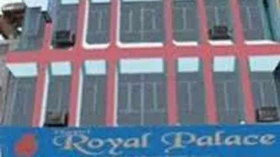 Royal Palace Hotel | Batı Delhi - Ulusal Eyalet Başkenti Delhi - Delhi (ve civarı) - Yeni Delhi - Karol Bagh