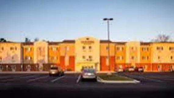 Candlewood Suites Auburn | Alabama