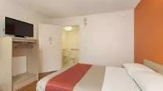 Motel 6 Sacramento - Rancho Cordova East | Kaliforniya - Sacramento (ve civarı) - Rancho Cordova