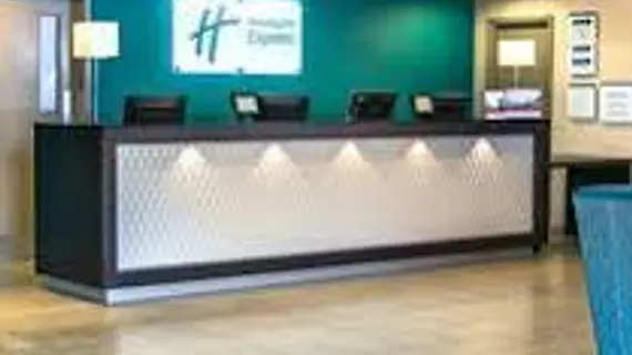 Holiday Inn Express Manchester Airport | Manchester (ve civarı) - Trafford - Altrincham