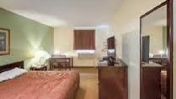 Econo Lodge Inn & Suites Innisfail | Alberta - Red Deer (ve civarı) - Innisfail