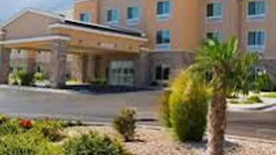 Fairfield Inn and Suites Carlsbad | New Mexico - Carlsbad (ve civarı) - Carlsbad