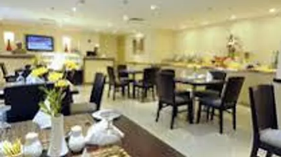 Ivory Hotel Apartments | Abu Dabi - Abu Dabi Kent Merkezi - Al Zahiyah