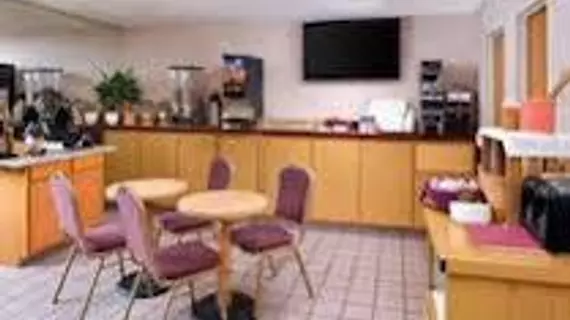 Americas Best Value Inn - South Bend | Indiana - South Bend (ve civarı) - South Bend