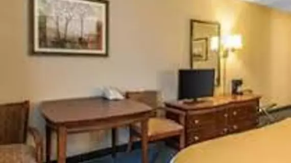 Quality Inn Scottsburg | Indiana - Madison (ve civarı) - Scottsburg