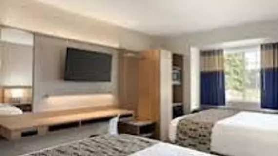 MICROTEL INN & SUITES BY WYNDH | Louisiana - Baton Rouge (ve civarı) - Baton Rouge - Sherwood Ormanı