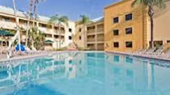 La Quinta Inn Tampa Near Busch Gardens | Florida - Tampa (ve civarı) - Tampa