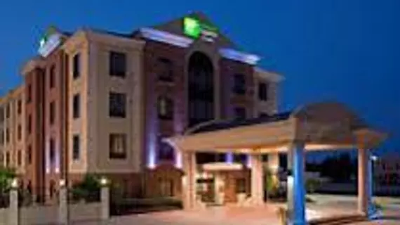 Holiday Inn Express and Suites La Porte | Indiana - La Porte