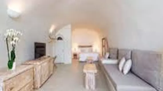 The Ivory Suite | Ege Adaları - Santorini