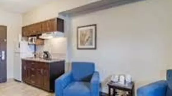 Suburban Extended Stay Hotel | Saskatchewan - Kindersley