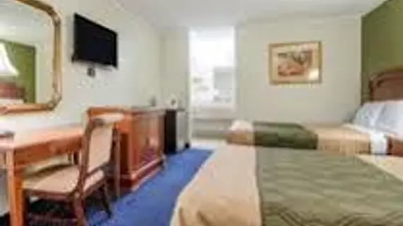 Rodeway Inn & Suites Fort Jackson | Güney Karolayna - Columbia (ve civarı) - Columbia