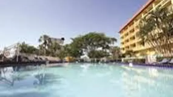 La Quinta Inn & Suites Coral Springs University Dr | Florida - Fort Lauderdale (ve civarı) - Coral Springs