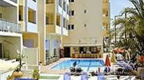 Lefkoniko Bay Hotel | Girit Adası - Rethimnon (bölge) - Rethimnon