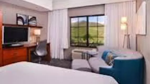 Courtyard by Marriott San Luis Obispo | Kaliforniya - San Luis Obispo (ve civarı) - San Luis Obispo