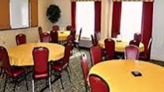 Fairfield Inn & Suites Atlanta Vinings | Georgia - Atlanta (ve civarı) - Atlanta