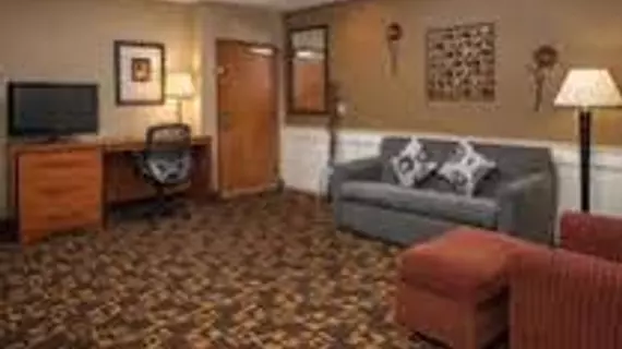 Red Lion Inn & Suites - Kennewick | Washington - Tri-Cities (ve civarı) - Kennewick