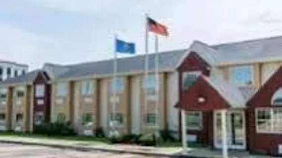 Days Inn and Suites Pryor | Oklahoma - Pryor (ve civarı) - Pryor