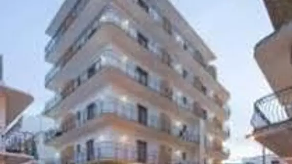 Hostal Alicante | Balearic Adaları - İbiza Adası - Sant Antoni de Portmany