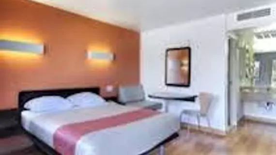 Motel 6 Washington Dc Capitol | Maryland - College Park (ve civarı) - Capitol Heights