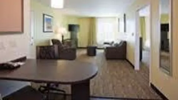 CANDLEWOOD SUITES BEMIDJI - PAUL BUNYAN | Minnesota - Bemidji (ve civarı) - Bemidji