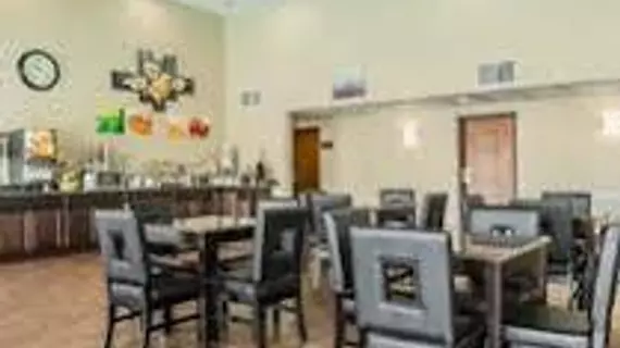 Quality Inn & Suites Montgomery | Alabama - Montgomery (ve civarı) - Montgomery