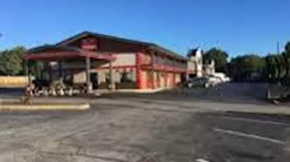 Econo Lodge Inn & Suites I-35 at Shawnee Mission | Kansas - Kansas City (ve civarı) - Mission