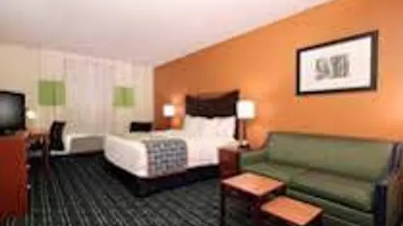 Fairfield Inn & Suites Memphis I-240 & Perkins | Tennessee - Memphis (ve civarı) - Memphis