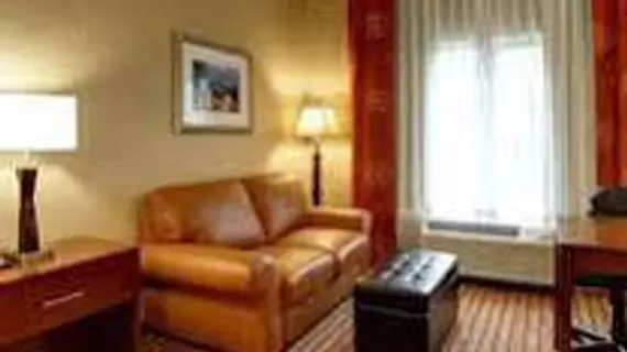 Phoenix Inn Suites - Albany | Oregon - Corvallis (ve civarı) - Albany