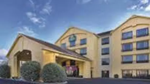 La Quinta Inn & Suites Pigeon Forge-Dollywood | Tennessee - Gatlinburg - Pigeon Forge (ve civarı) - Pigeon Forge