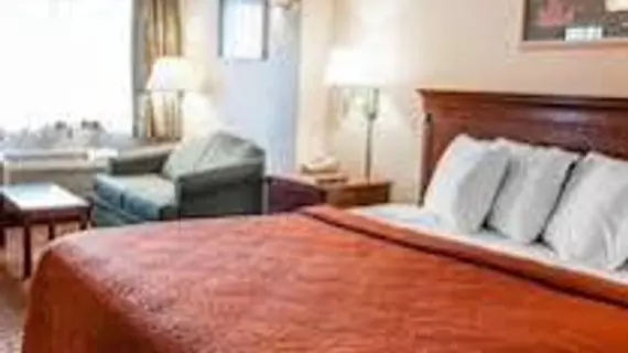 Quality Inn & Suites Las Cruces | New Mexico - Las Cruces (ve civarı) - Las Cruces