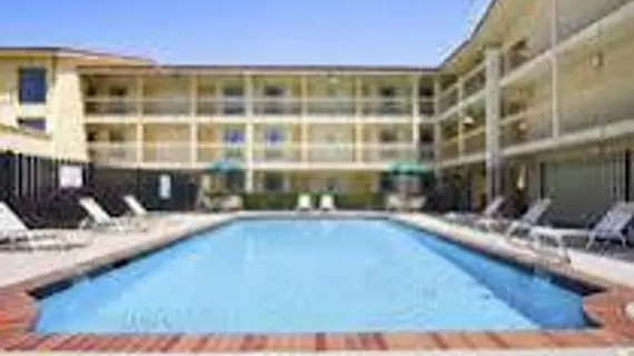 Baymont Inn & Suites Marietta/Atlanta North | Georgia - Atlanta (ve civarı) - Marietta