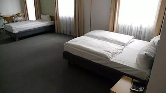 KEMPE Komfort Hotel | Kuzey Ren-Westfalia - Düsseldorf (ve civarı) - Düsseldorf