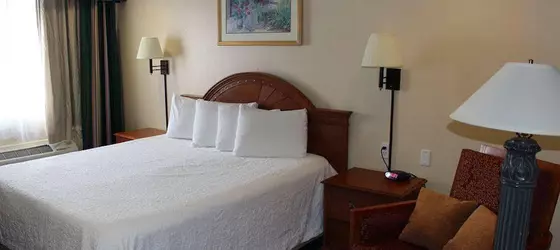 Magnuson Hotel Burleson | Teksas - Fort Worth (ve civarı) - Burleson