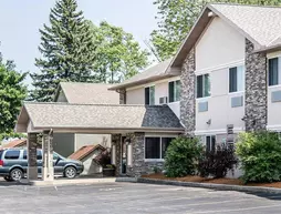 Quality Inn & Suites | Wisconsin - Door County - Sturgeon Bay