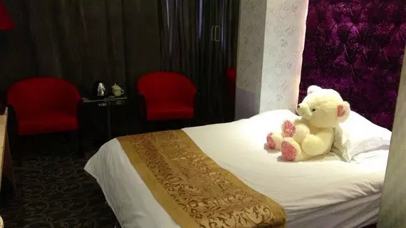 Jiujiu Holiday Hotel | Şanghay (ve civarı) - Şangay - Şanghay Şehir Merkezi