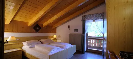 Hotel Touring | Trentino-Alto Adige - Trento İli - Pozza di Fassa