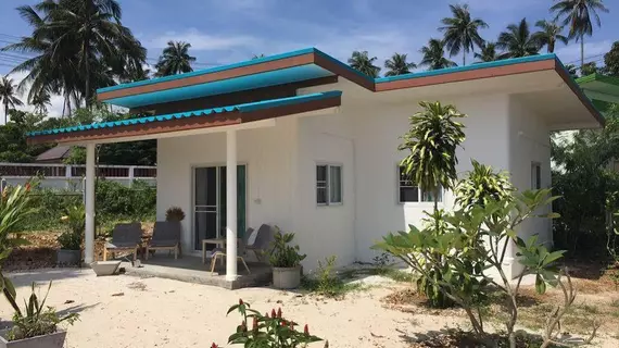 Le Petit Saint Tropez | Nakhon Si Thammarat (vilayet) - Khanom