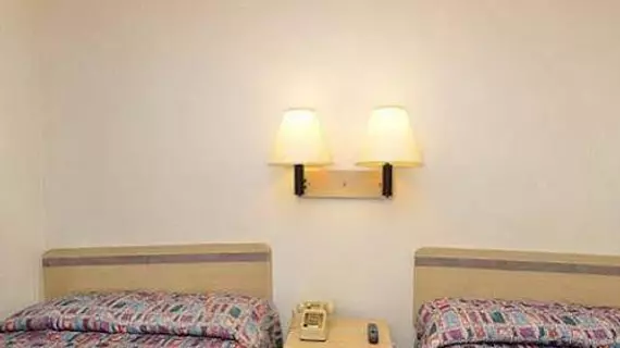 Budget Inn - St. Louis | Missouri - St. Louis (ve civarı) - St. Louis - Spanish Lake