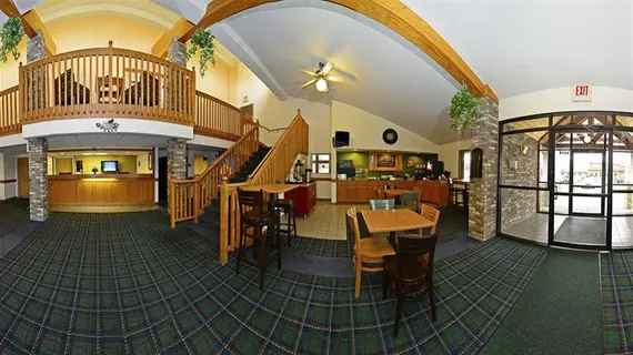 Quality Inn & Suites | Minnesota - Waconia (ve civarı) - New Prague