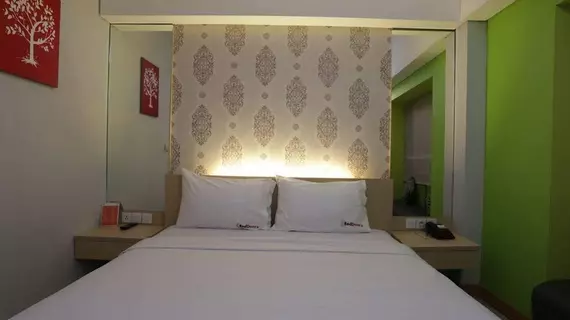 RedDoorz @ Sunset Road Kuta | Bali - Badung - Günbatımı Yolu