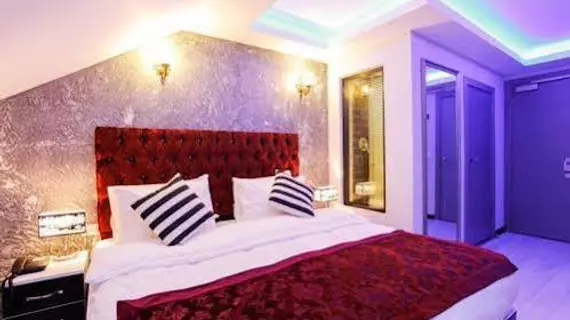 Taksim Doorway Suites - Adults Only |  Istanbul  - Beyoğlu - Sütlüce Mahallesi