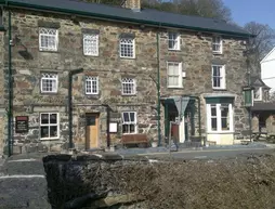 Prince Llewelyn Hotel | Galler - Caernarfon - Beddgelert