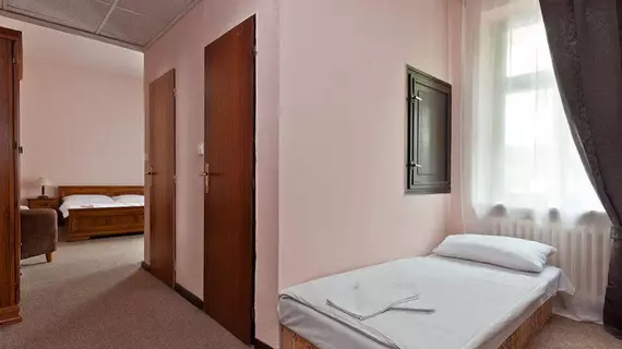 Hotel Branik | Prag - Městská čast Praha 4 (en büyük Prag ilçesi) - Branik