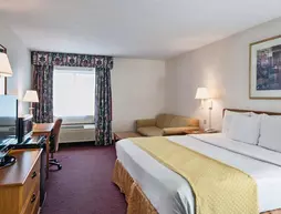 Baymont Inn and Suites Auburn | Indiana - Fort Wayne (ve civarı) - Auburn