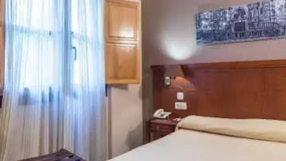 Hotel Herradura | Galicia - La Coruna (vilayet) - Santiago de Compostela - Santiago de Compostela Kent Merkezi