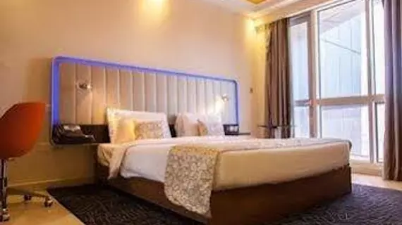 Park Inn by Radisson Hotel Apartments Al Rigga. | Dubai - Deira